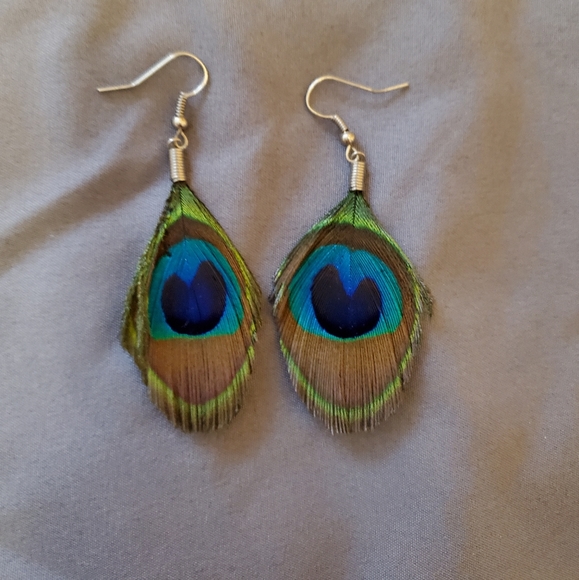 Jewelry - Feather earrings